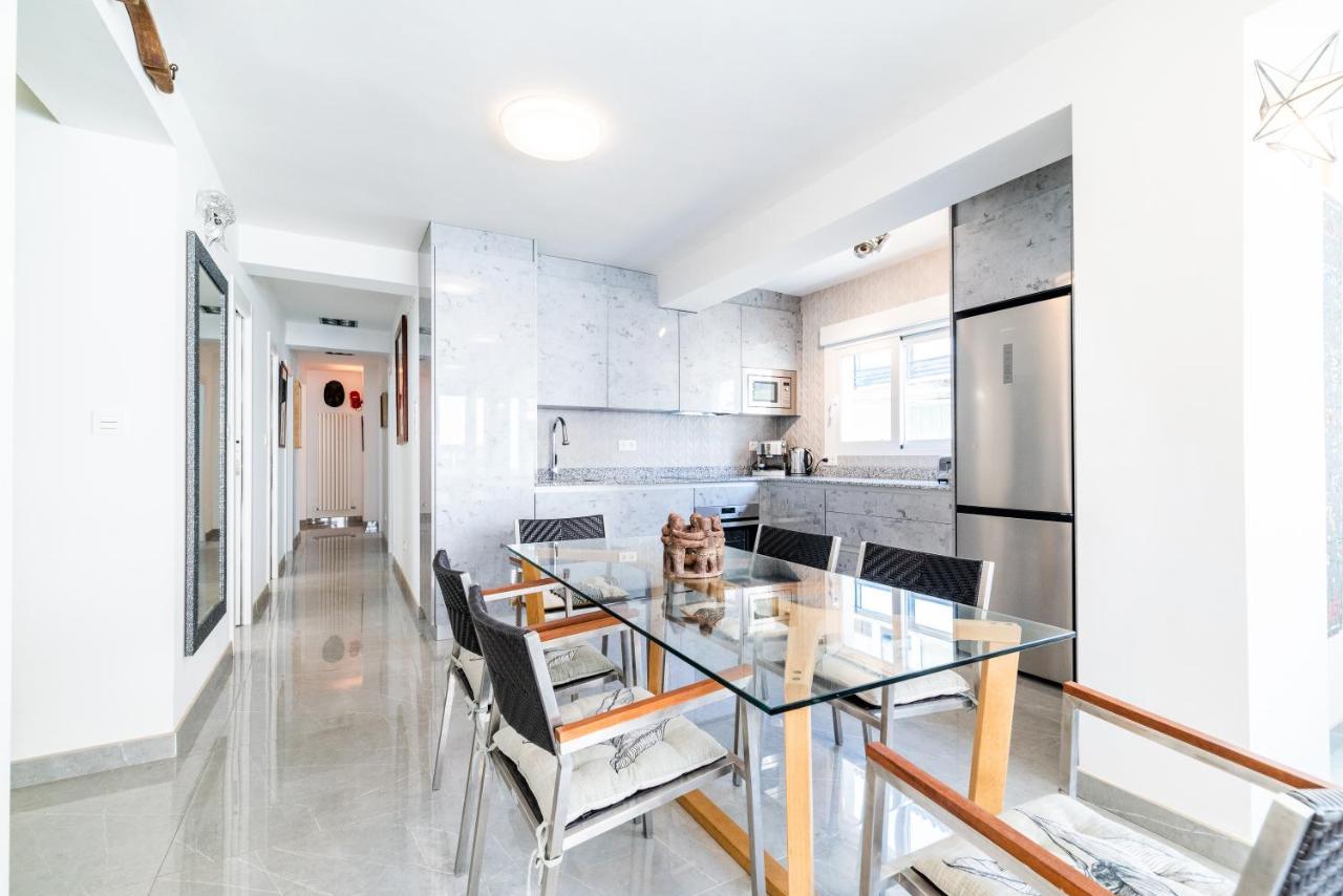 Elegante Y Centrico Alojamiento En Granada Apartment Luaran gambar