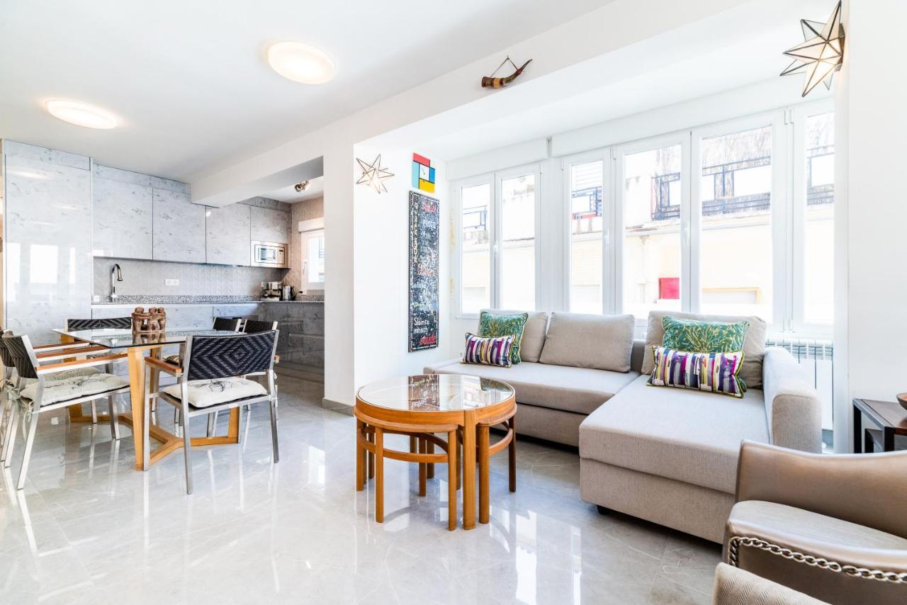 Elegante Y Centrico Alojamiento En Granada Apartment Luaran gambar