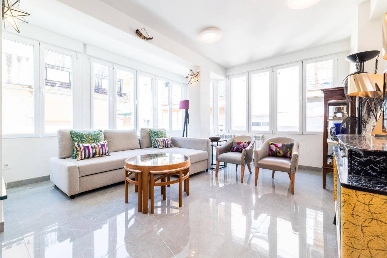 Elegante Y Centrico Alojamiento En Granada Apartment Luaran gambar